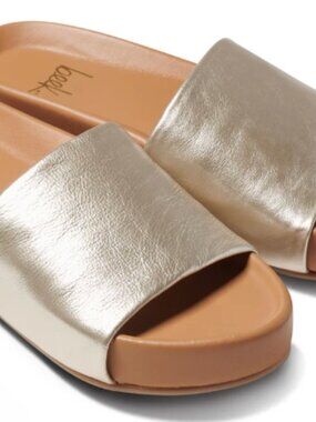 Beek Leather Platform Sandals In Platinum/Beach. Size 8